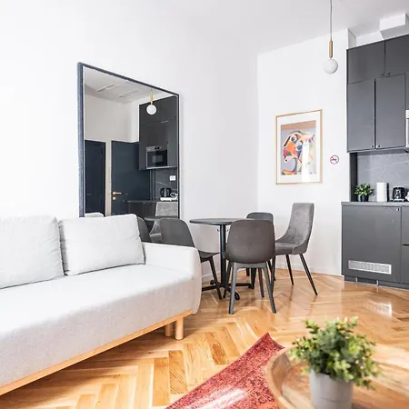 Zest And Nest Apartments In The Center Zagreb Exterior photo
