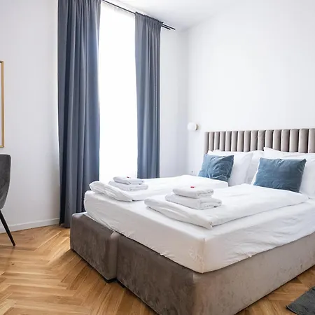Zest And Nest Apartments In The Center Zagreb Exterior photo